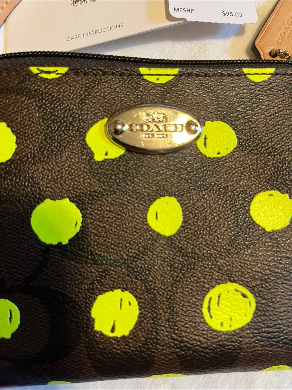 Coach wristlet black